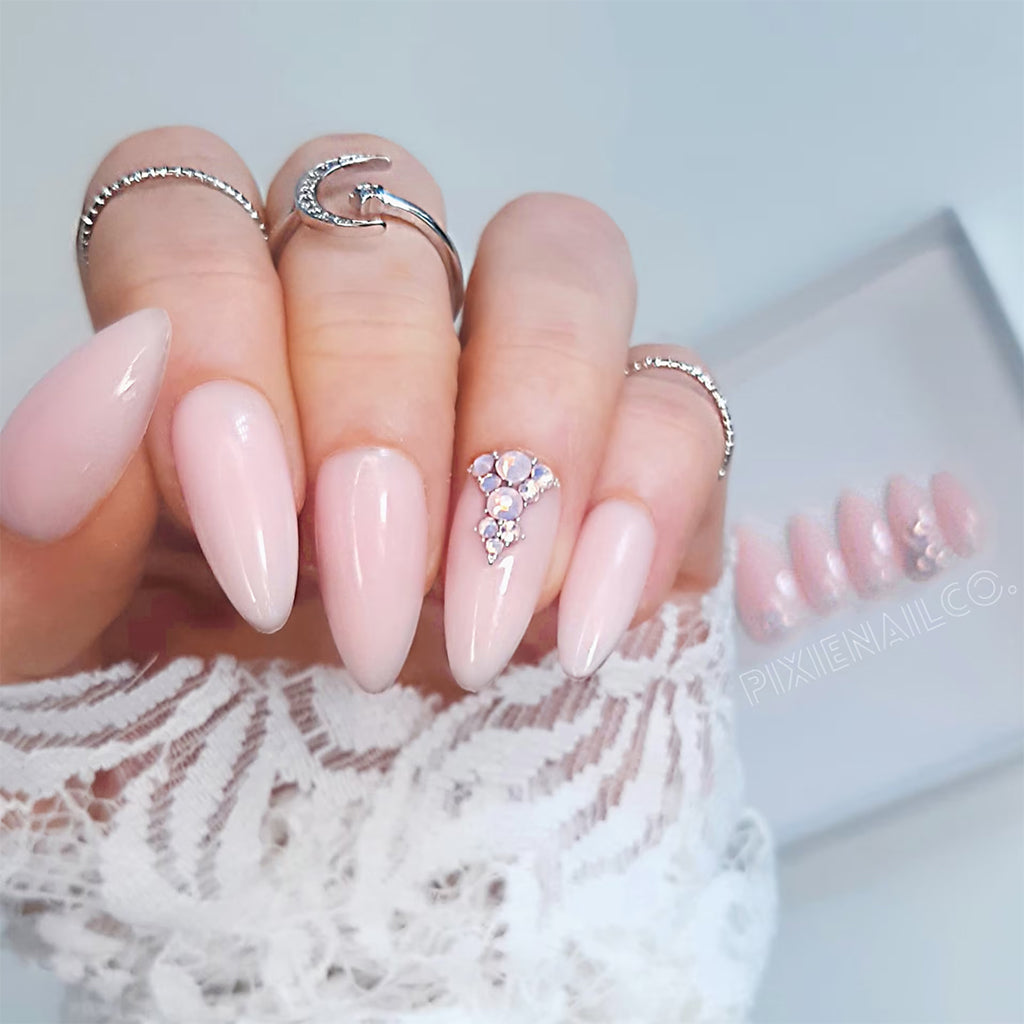 How to Do Hard Gel Nails at Home?