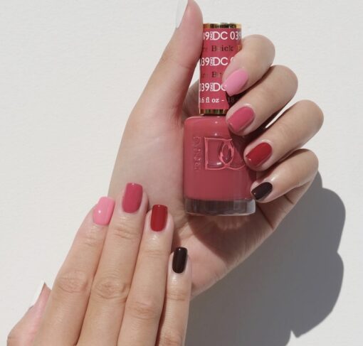 DND DC Nail Lacquer - 039 Pink Colors - Fire Brick