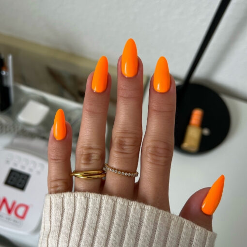 DND DV 208 Perfect Orange - DND Diva Gel Polish & Matching Nail Lacquer Duo Set