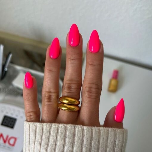 DND DIVA Gel Polish - 230 Strawberry Margarita