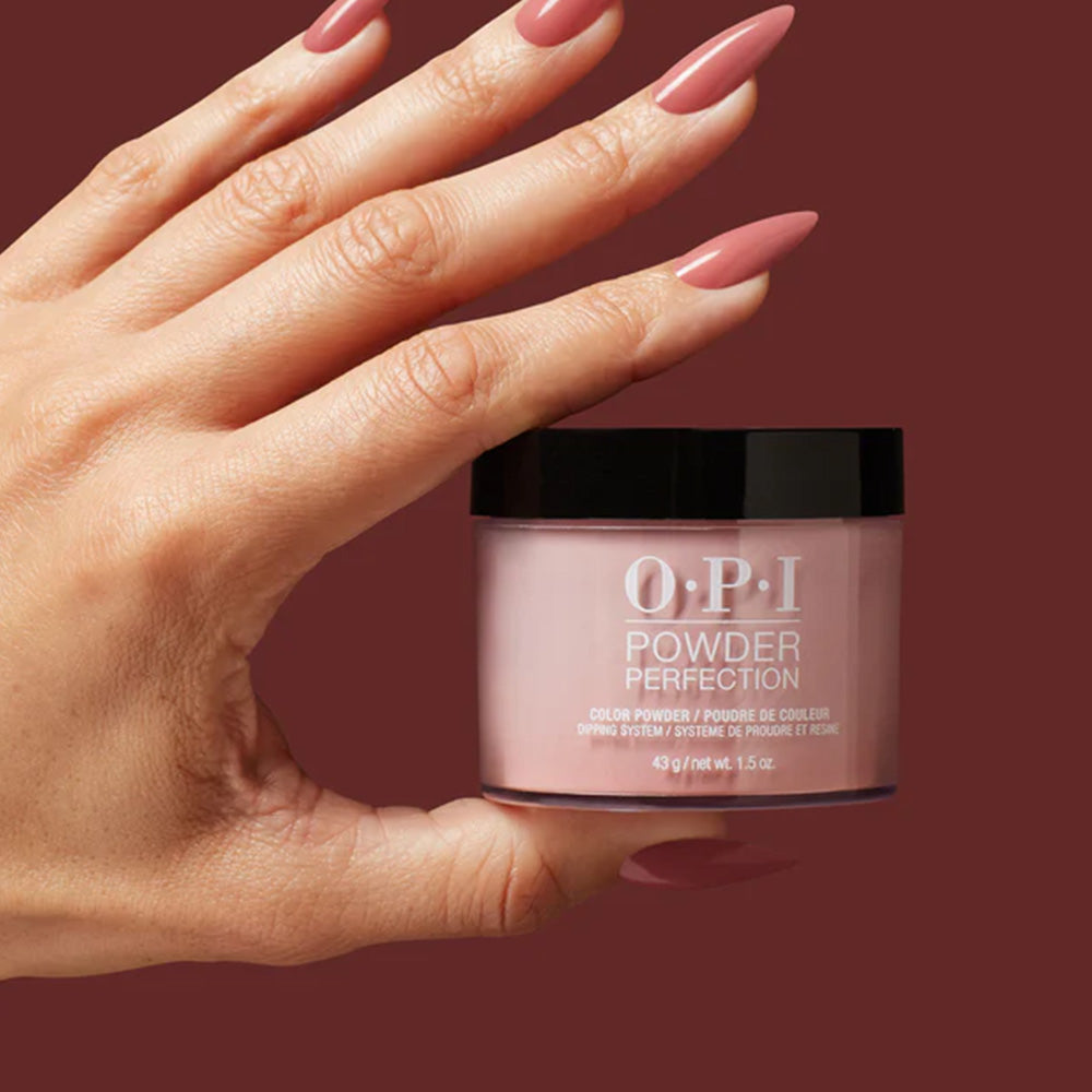 OPI Dipping Powder Nail - E41 Barefoot in Barcelona