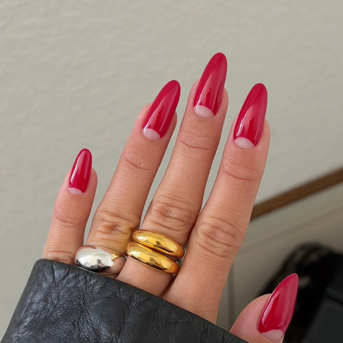 DND Gel Polish - 429 Boston University Red
