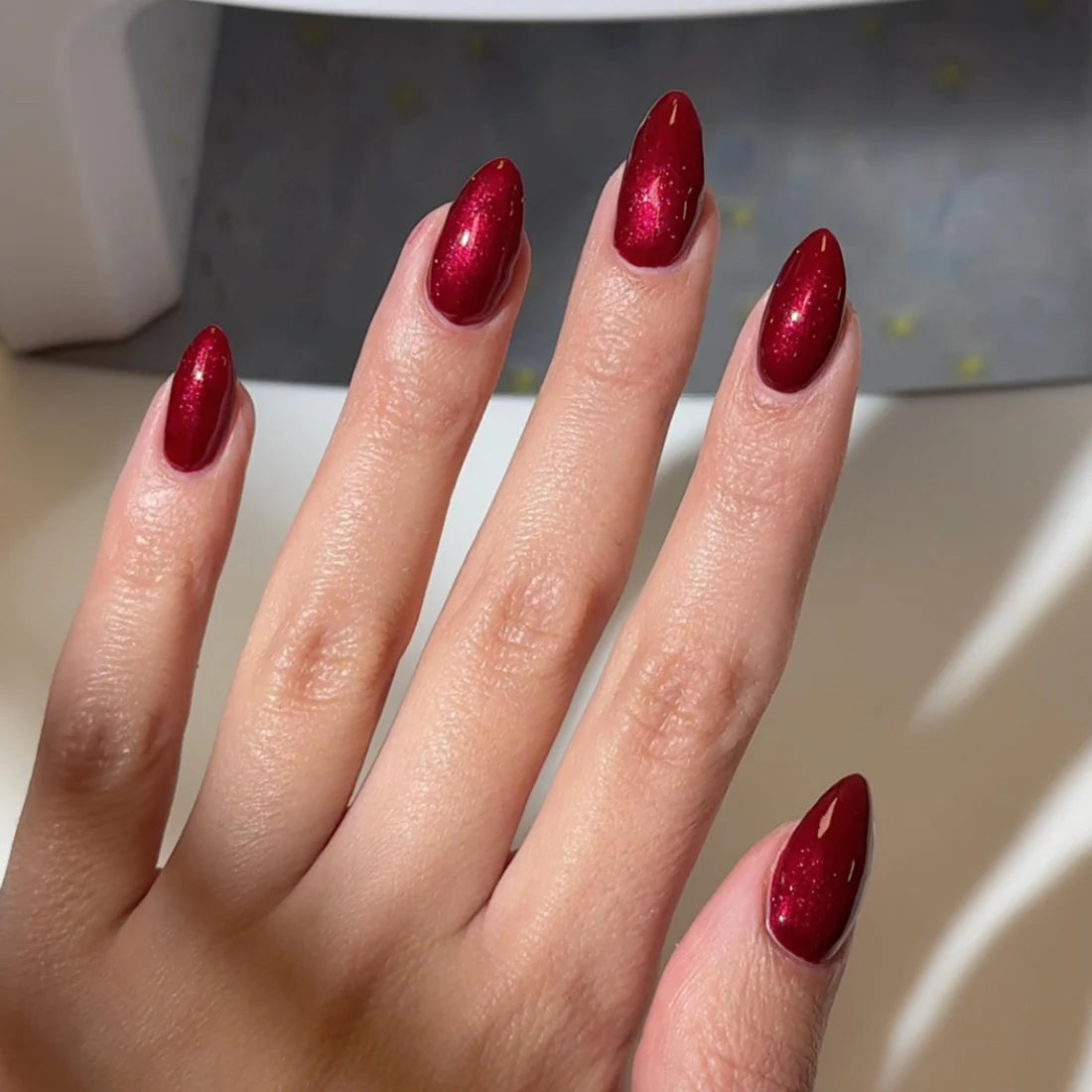 DND Gel Polish - 477 Red Stone