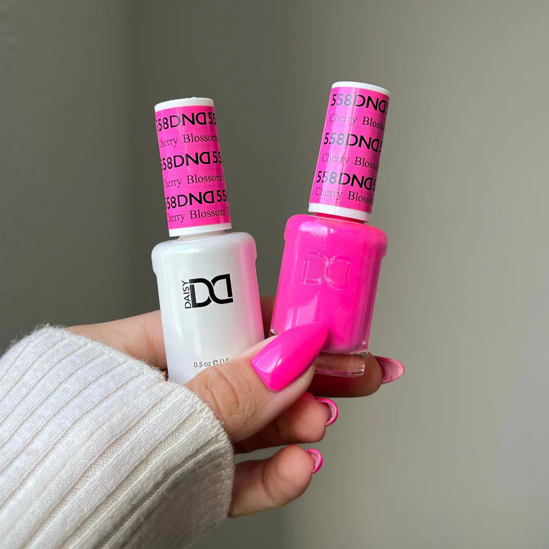 DND Gel Polish - 558 Cherry Blossom