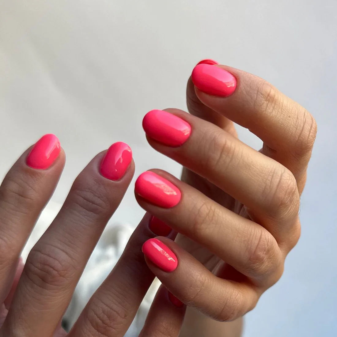 DND Gel Polish - 648 Strawberry Bubble