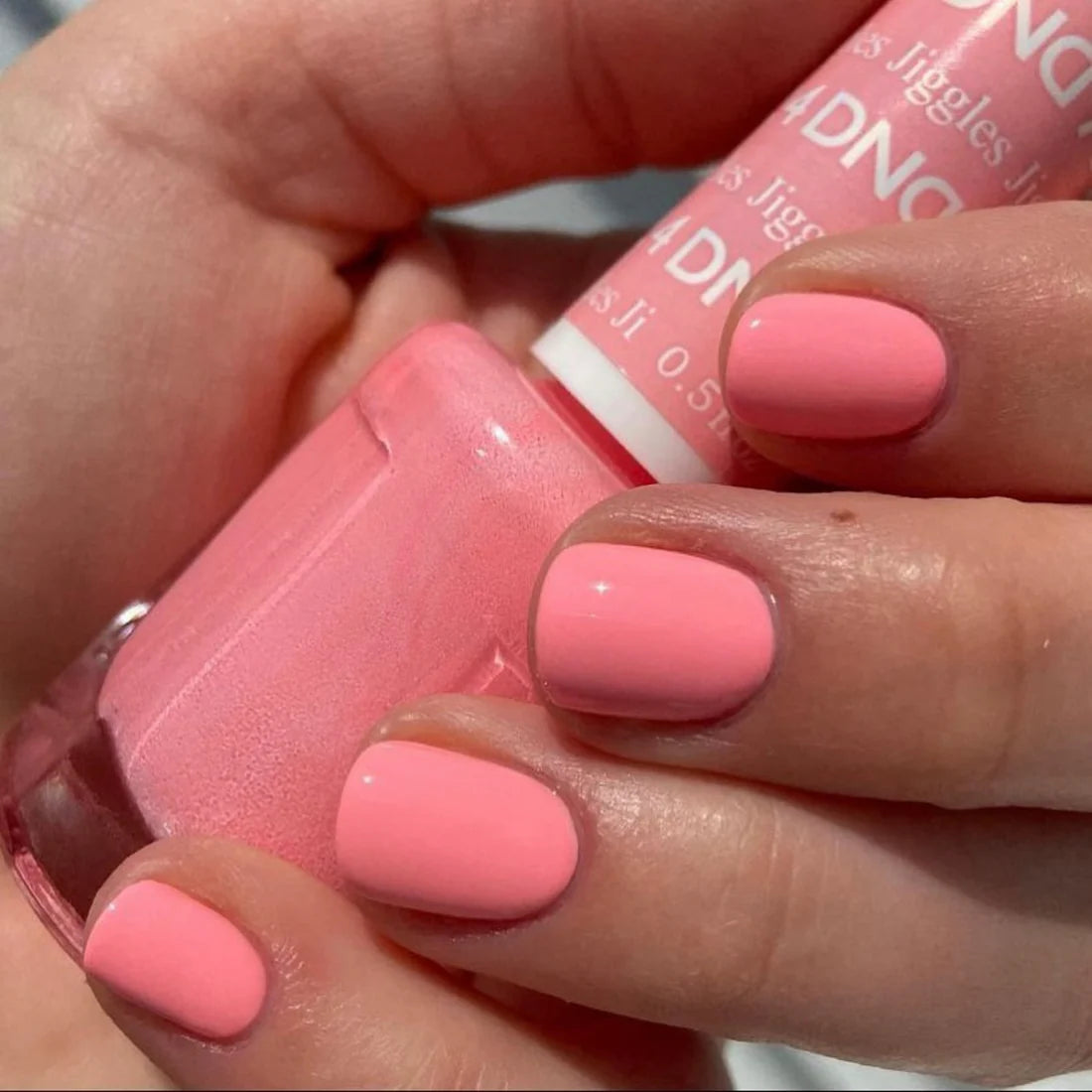 DND Nail Lacquer - 724 Jiggles