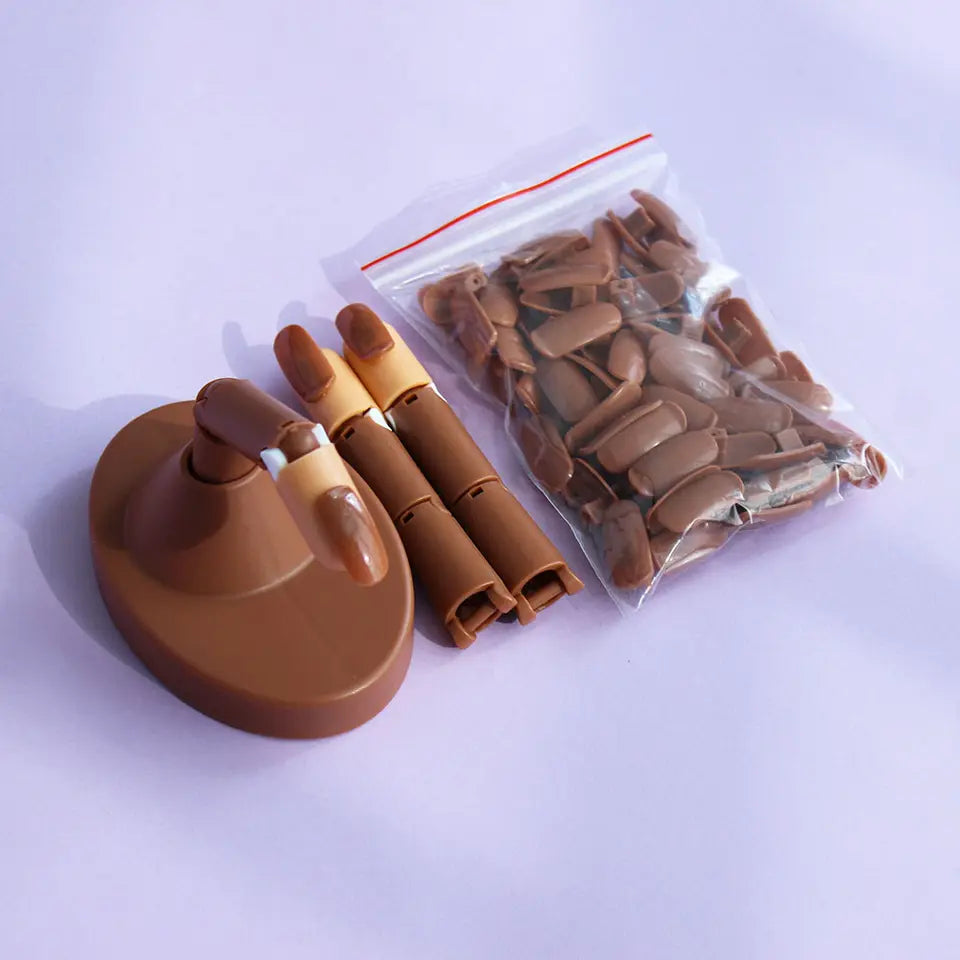 Mechanial Fale Fingle - Whith Base