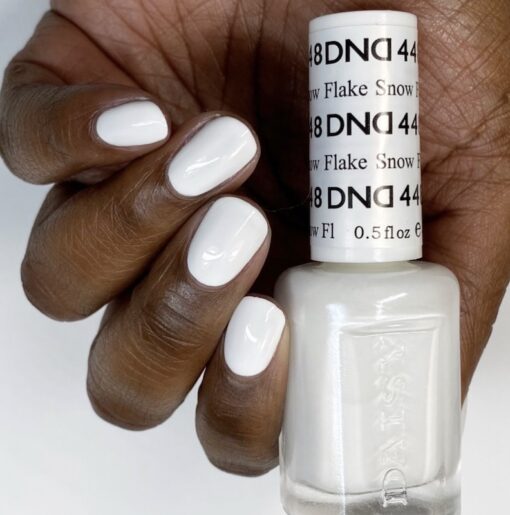 DND Nail Lacquer - 448 White Colors - Snow Flake