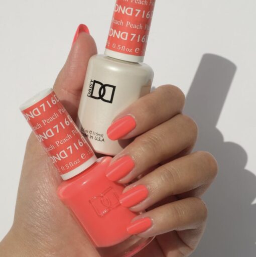 DND Nail Lacquer - 716 Coral Colors - Peach