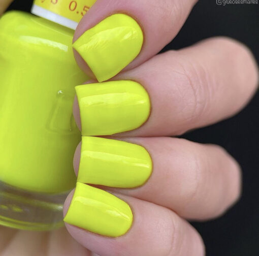 DND Nail Lacquer - 784 Chartreuse Colors