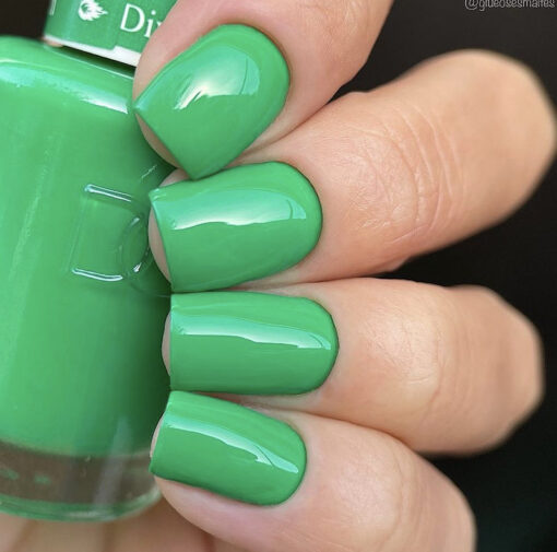 DND Nail Lacquer - 790 Green Colors