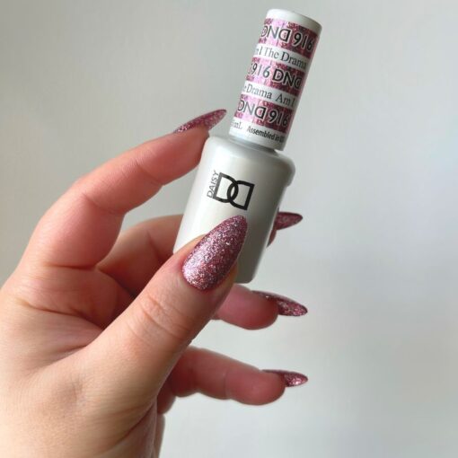 DND Nail Lacquer - 916 Am I The Drama