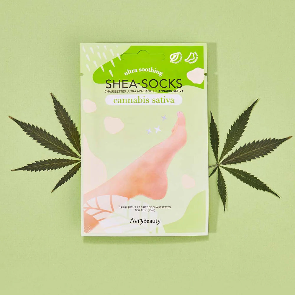 AVRY BEAUTY Shea Socks - Cannabis Sativa