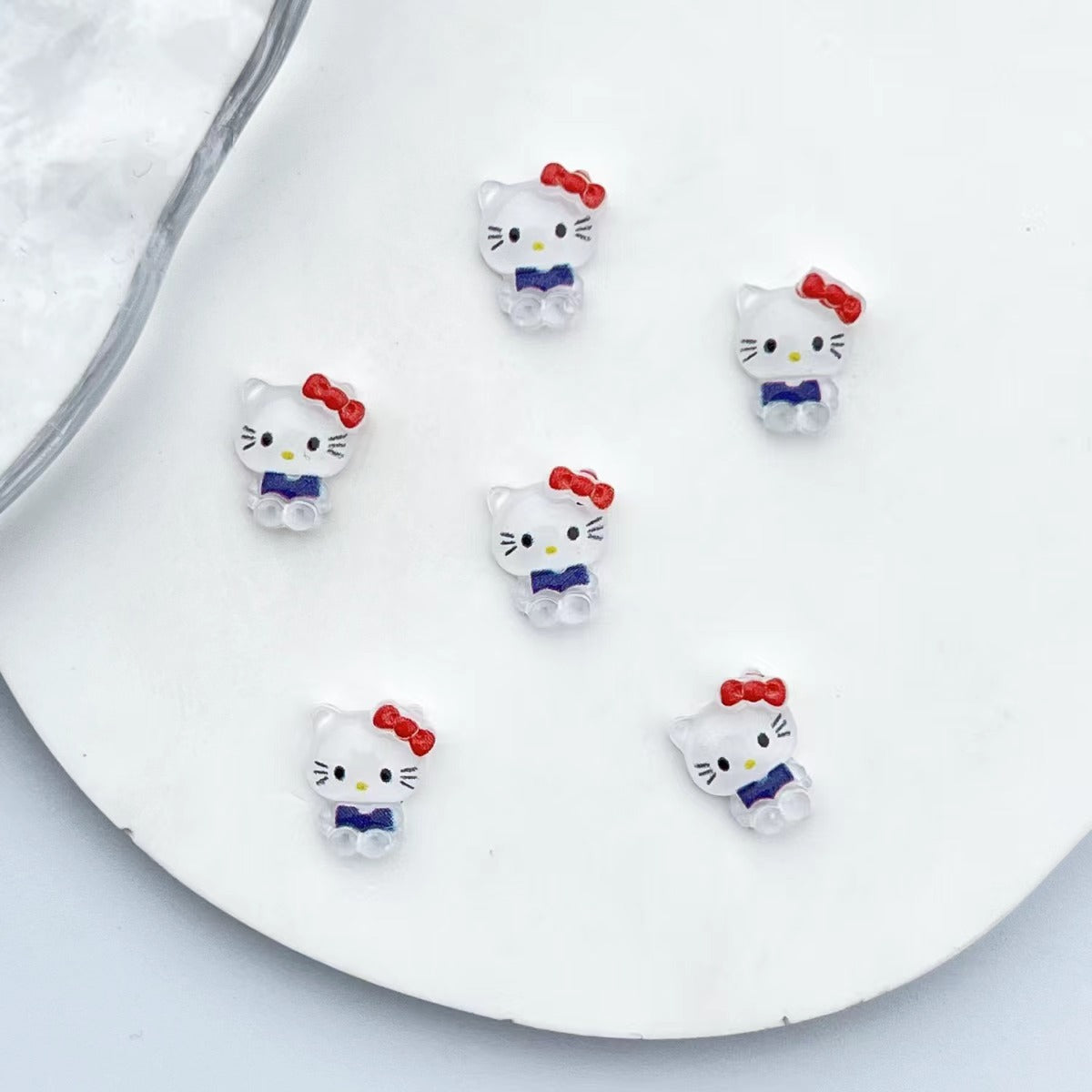 #257-263 2PCS Mini Hello Kitty Nail Charm